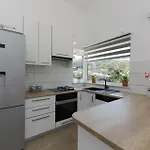 Luxurious In Supetar